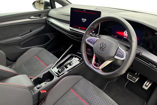 VOLKSWAGEN Golf Photo 6