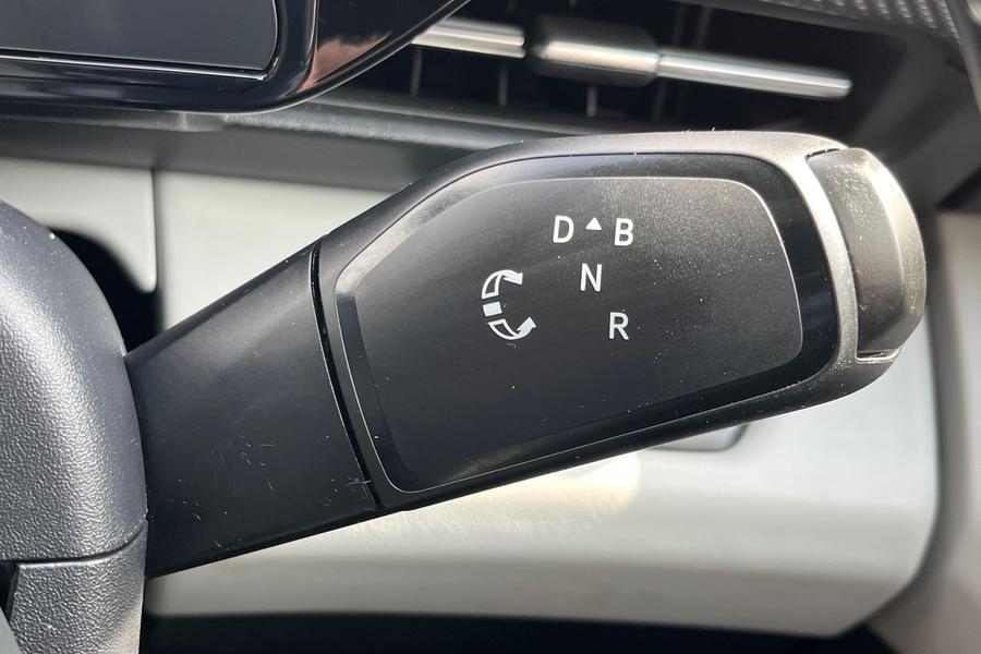 Ford EXPLORER Photo autoimg-7d444eae41a6087fdc342a36d51e8c351ff50753.jpg