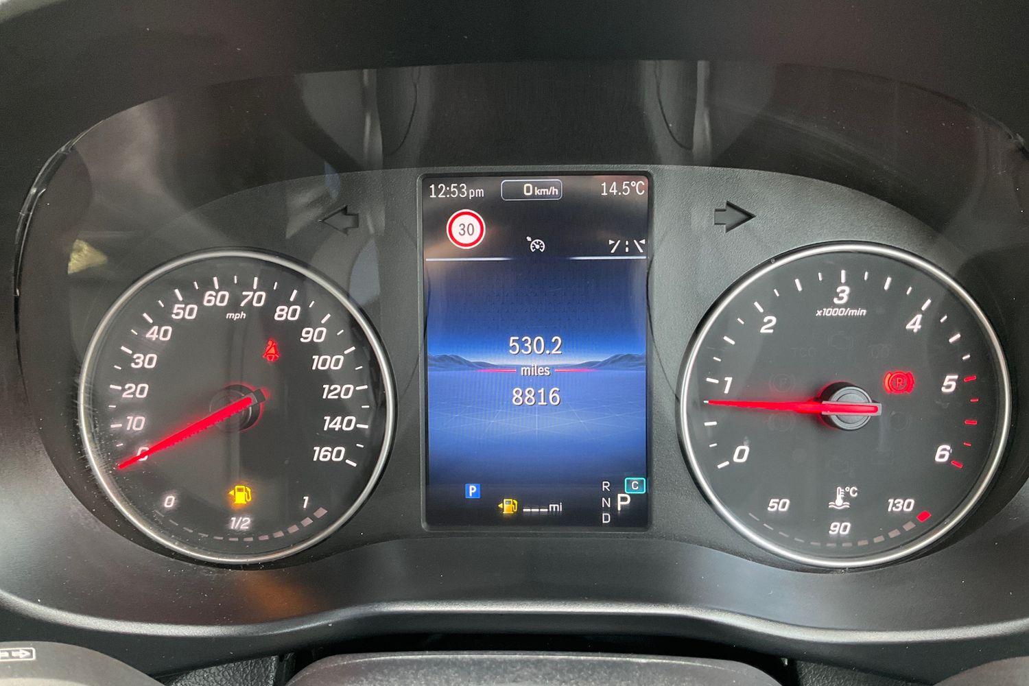 Mercedes-Benz VITO Photo 25