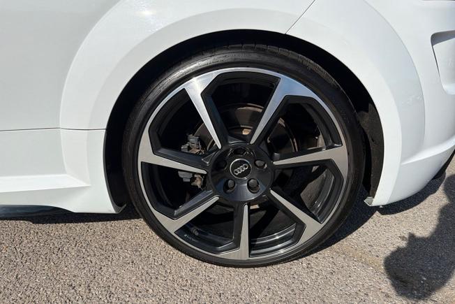 AUDI Tt Rs Photo 27