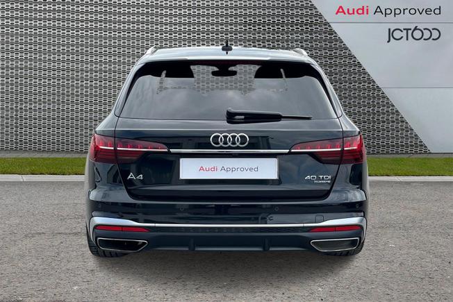 AUDI A4 Avant Photo 7