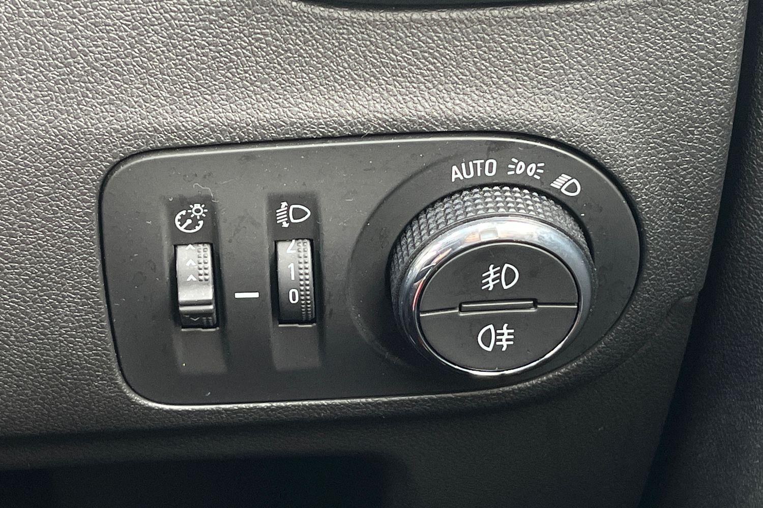 Vauxhall Crossland X Photo 38