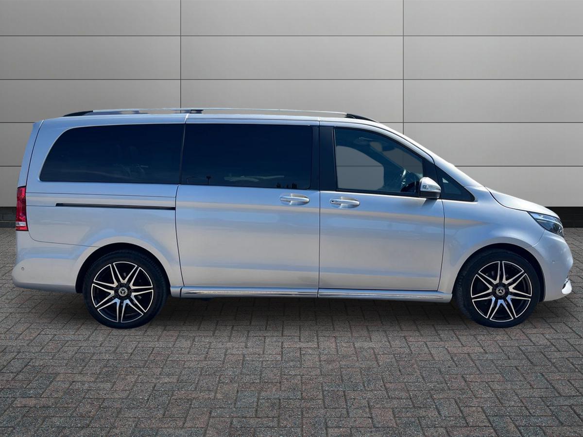 Mercedes-Benz V Class Photo 5