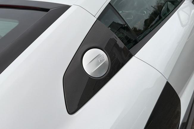 AUDI R8 Photo 23