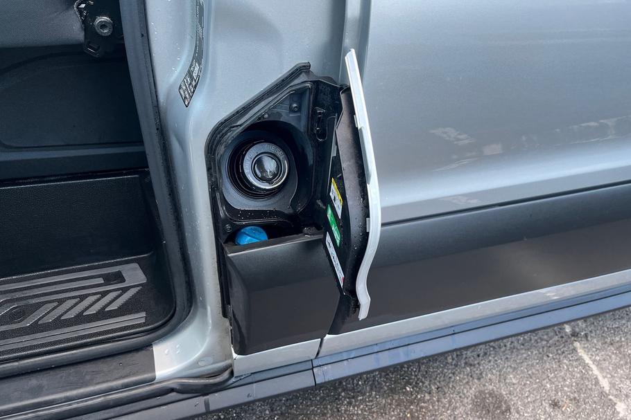 Used Ford TRANSIT HV74OME 8