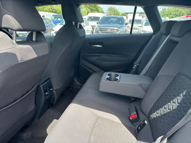 TOYOTA Corolla Photo 28