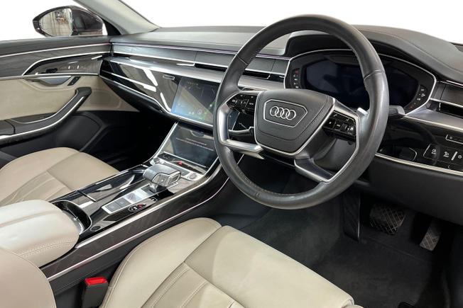 Audi A8 Photo 6
