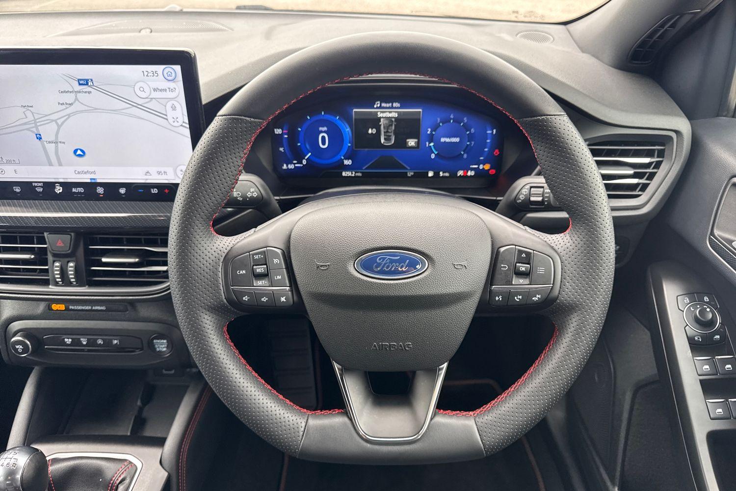 Ford FOCUS Photo 11