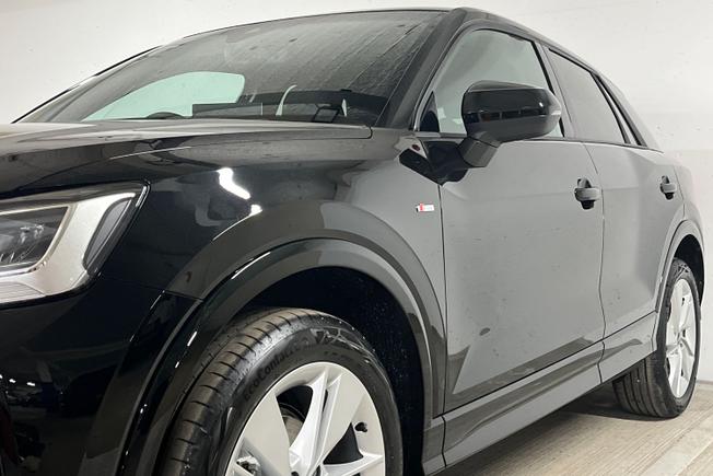 AUDI Q2 Photo 30
