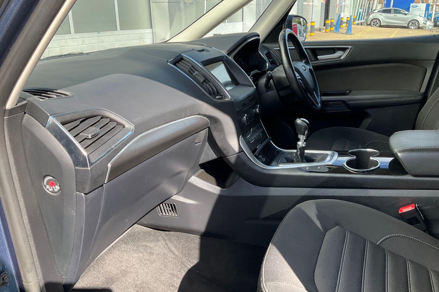 Ford Galaxy Photo 17