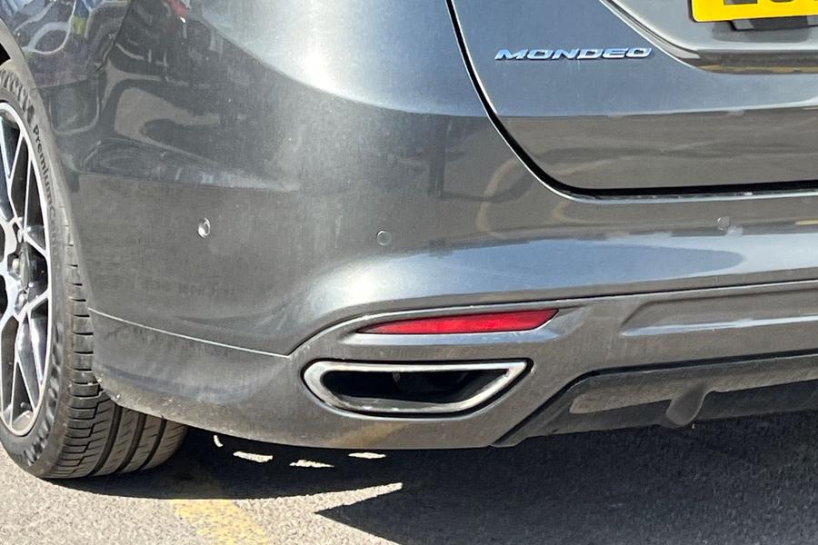 Ford MONDEO Photo autoimg-7d7140a8740cd62faf49869782791a2602096d16.jpg