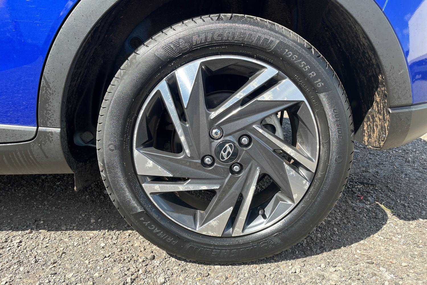 Hyundai BAYON Photo 23