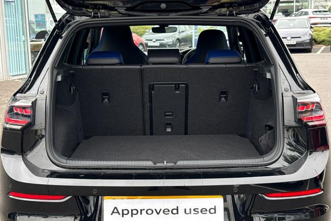 VOLKSWAGEN Golf Photo 12