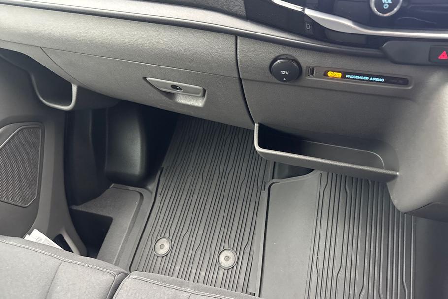 Used Ford E-TRANSIT BJ75HBA 40