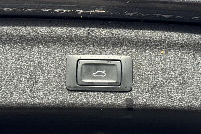 AUDI Q3 Photo 28