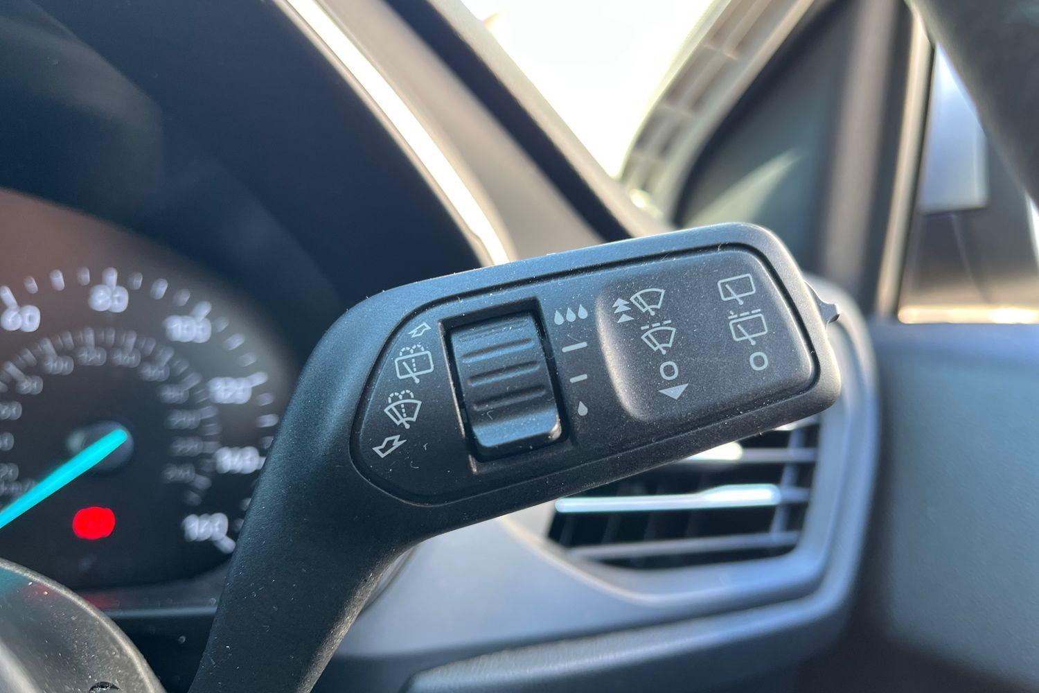 Ford FOCUS Photo 14