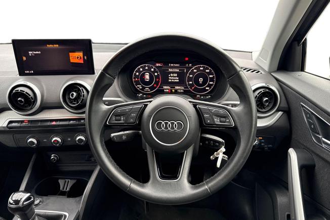 AUDI Q2 Photo 12