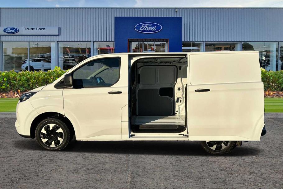 Used Ford E-TRANSIT CUSTOM 6