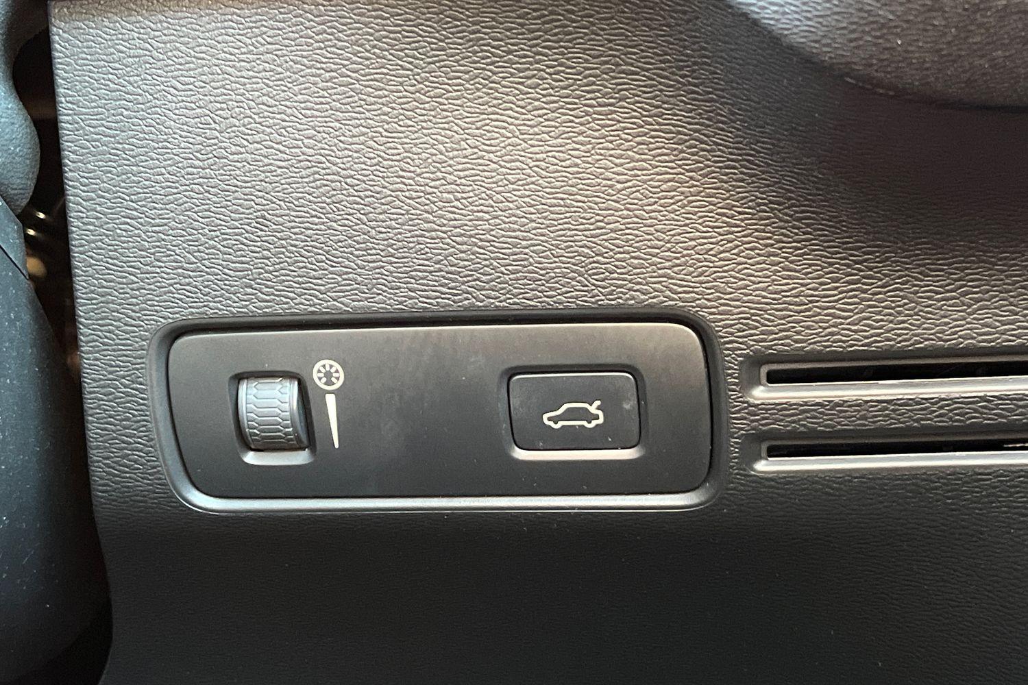 Volvo XC40 Photo 33