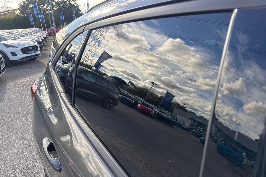 Ford KUGA Photo autoimg-7d89fab0536018d9994bb97ae62ef3ef092dc282.jpg