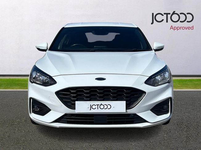 Ford Focus Photo 8