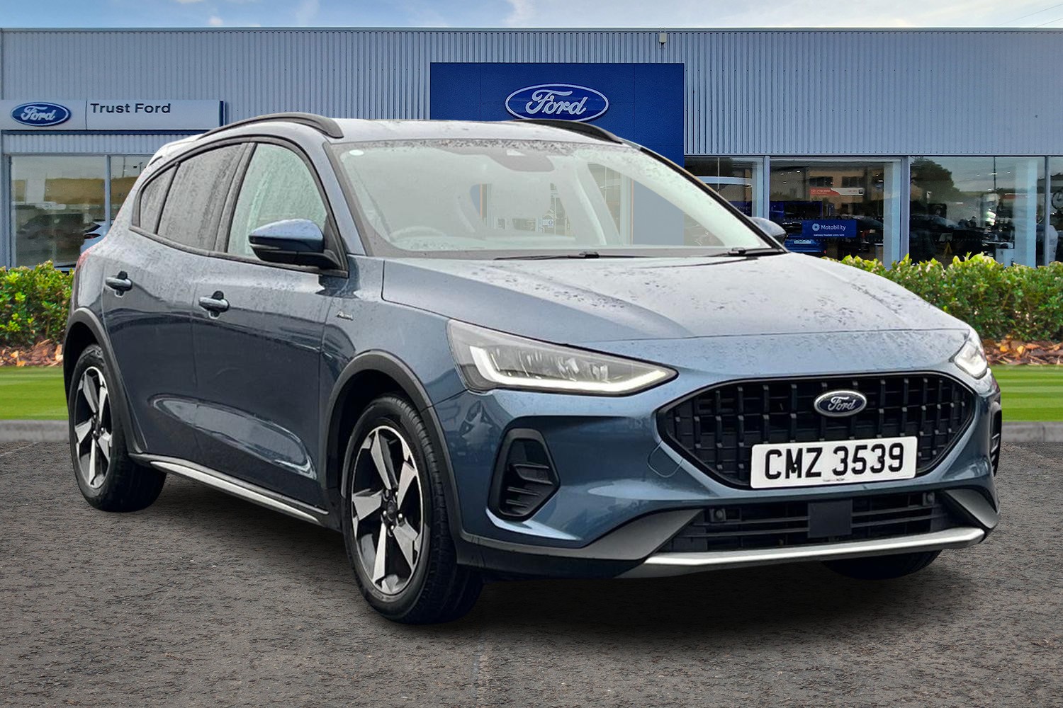 Ford FOCUS Photo 0