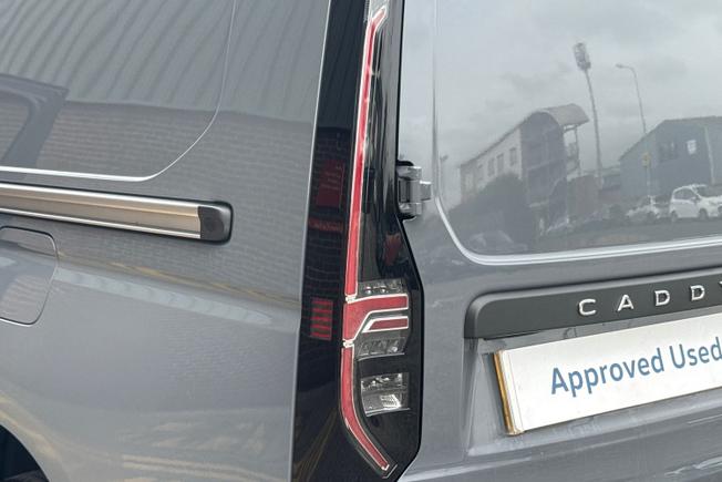 VOLKSWAGEN Caddy Maxi Photo 18