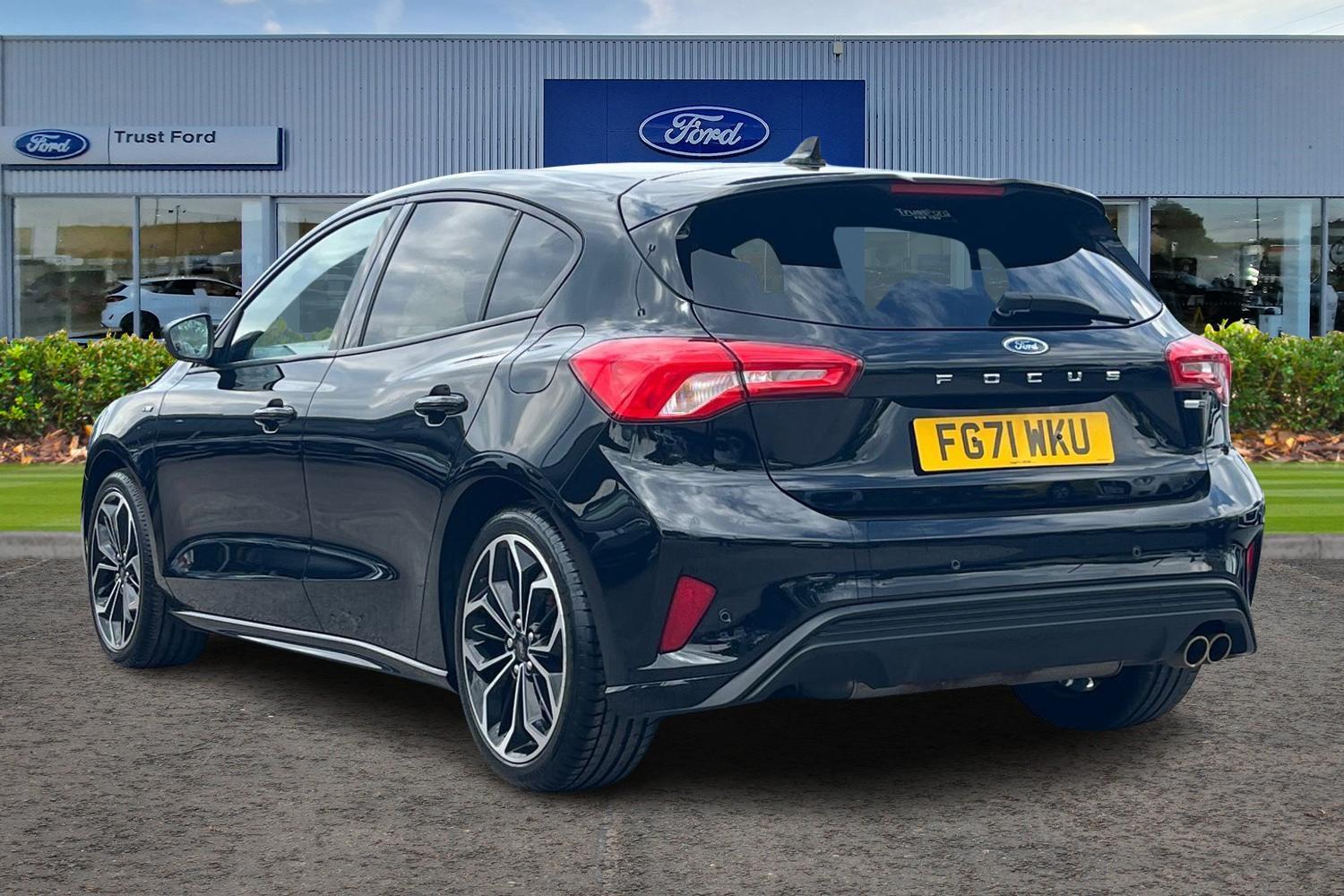 Ford FOCUS Photo 1