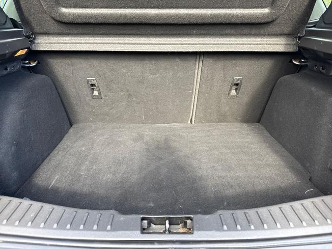 FORD Focus Photo 12