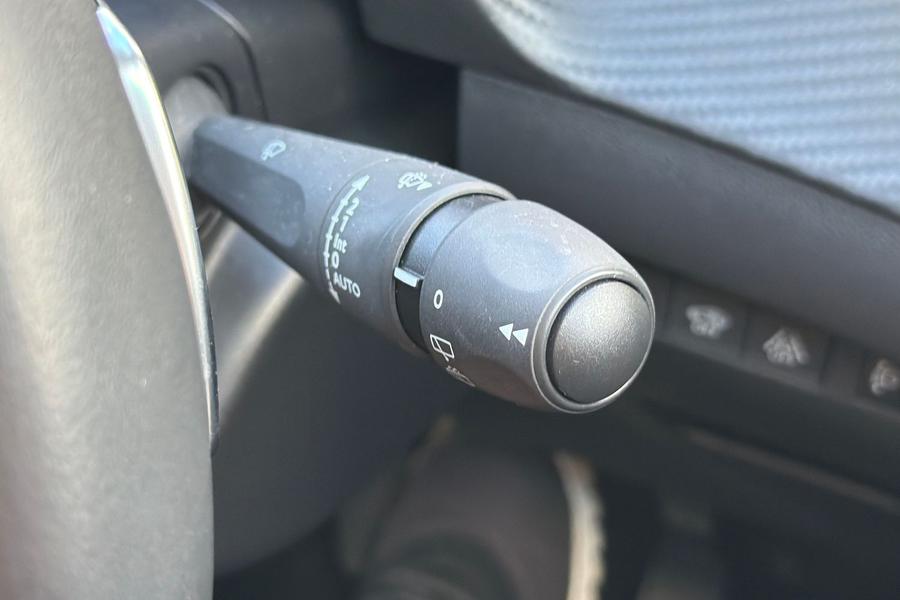 Peugeot 208 Photo autoimg-7d9b518948d12f20a589224d37432bc2ba1d2a93.jpg