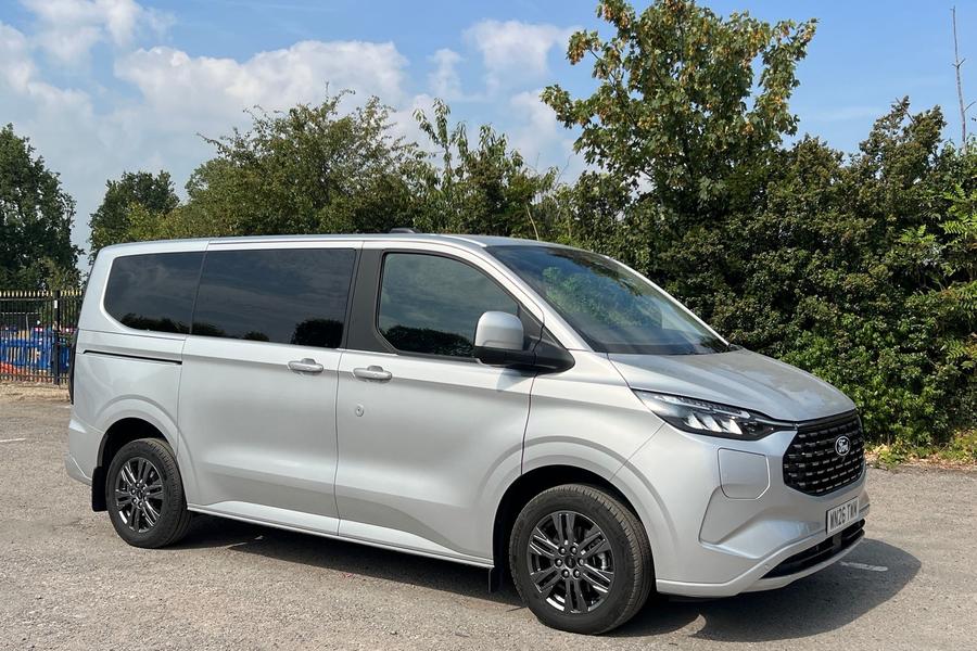 Ford TOURNEO CUSTOM Photo autoimg-7d9c86ef43ce35f10ec5173345c61a7a3c8171e1.jpg