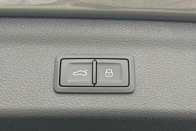 Audi Q3 Photo 30