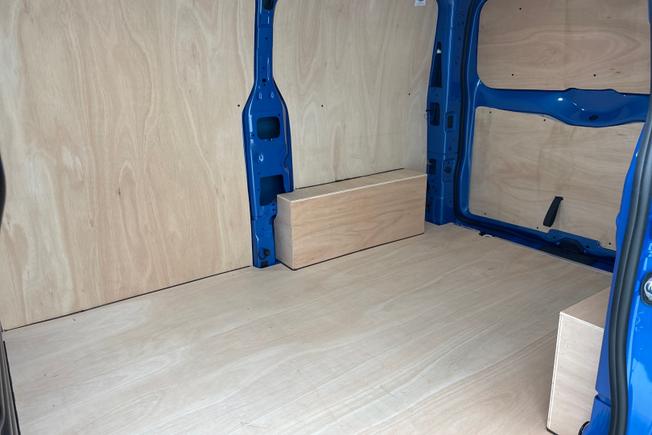 Volkswagen Transporter Photo 9