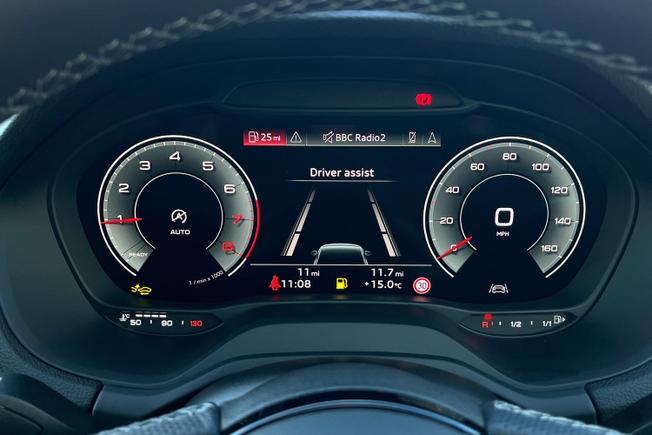 AUDI  Q2  Photo 15