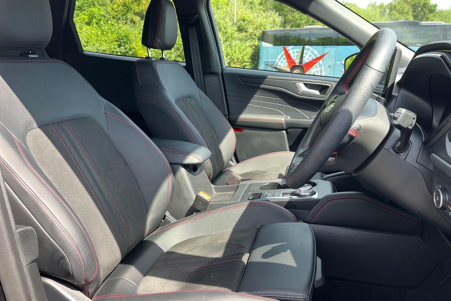 Ford Kuga Photo 16