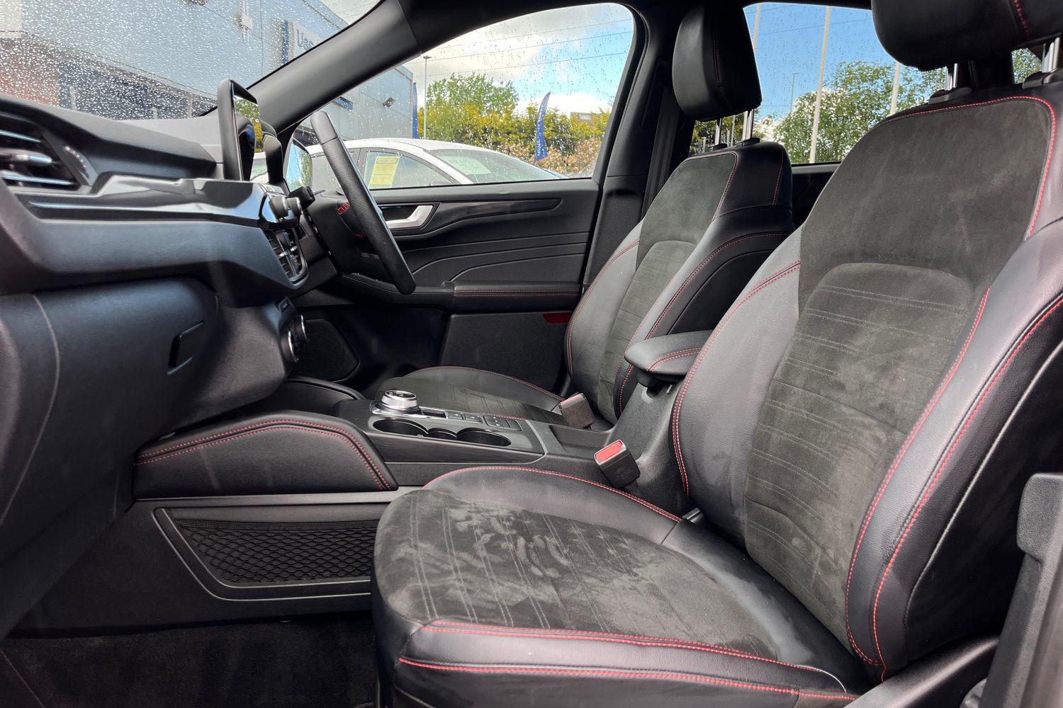 Ford Kuga Photo 18