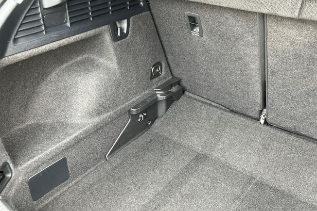 AUDI Q2 Photo 38