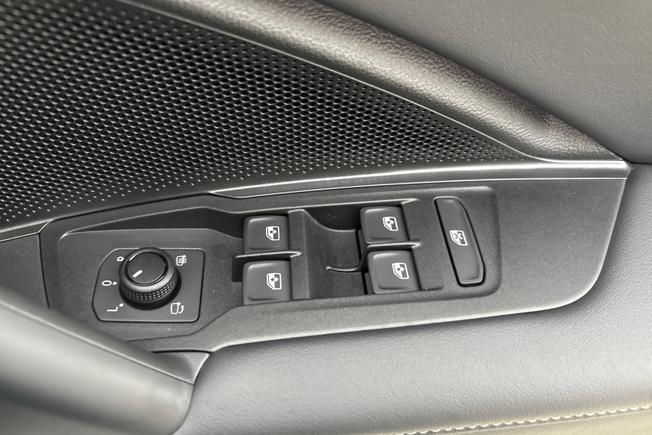 VOLKSWAGEN Tiguan Photo 27
