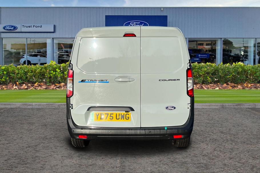 Used Ford E-Transit Courier YB75UWG 12