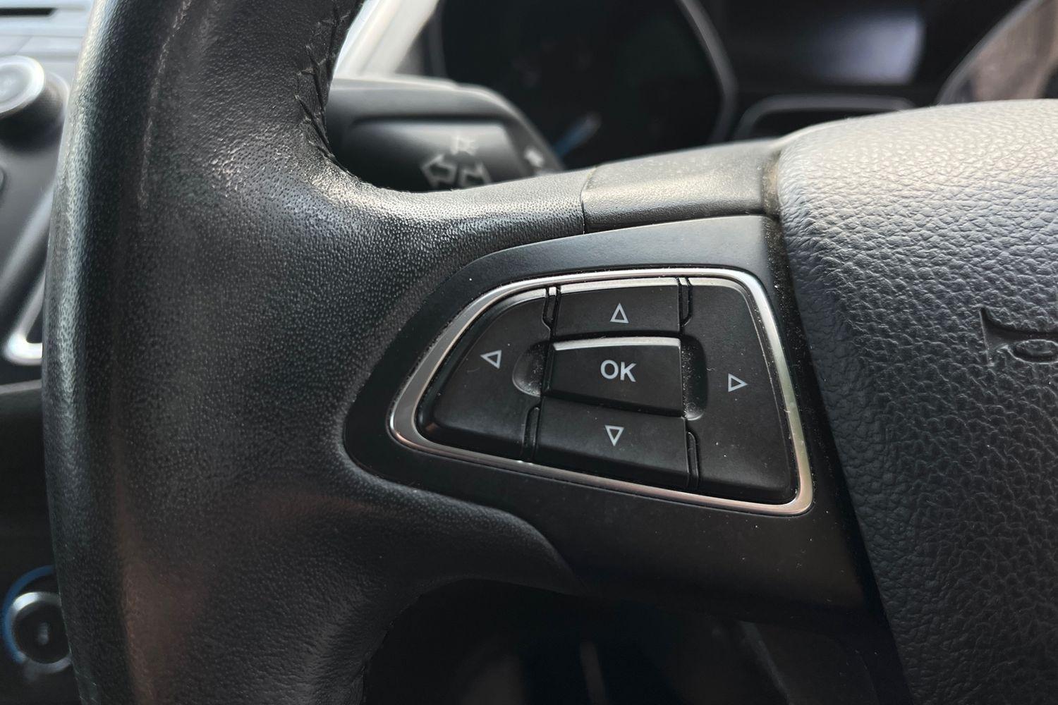 Ford C-MAX Photo 29