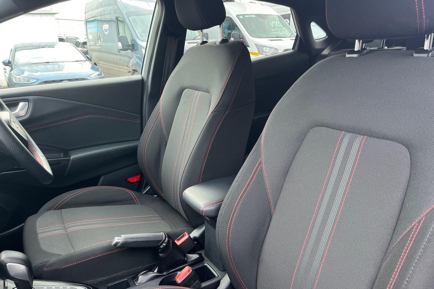 Ford PUMA Photo 18