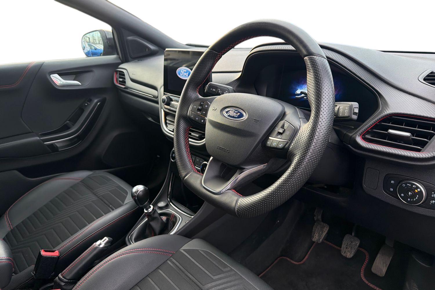 Ford PUMA Photo 8