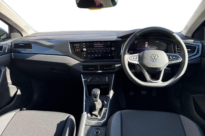 VOLKSWAGEN Taigo Photo 10