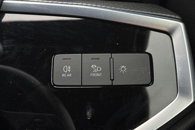 AUDI Q3 Photo 34