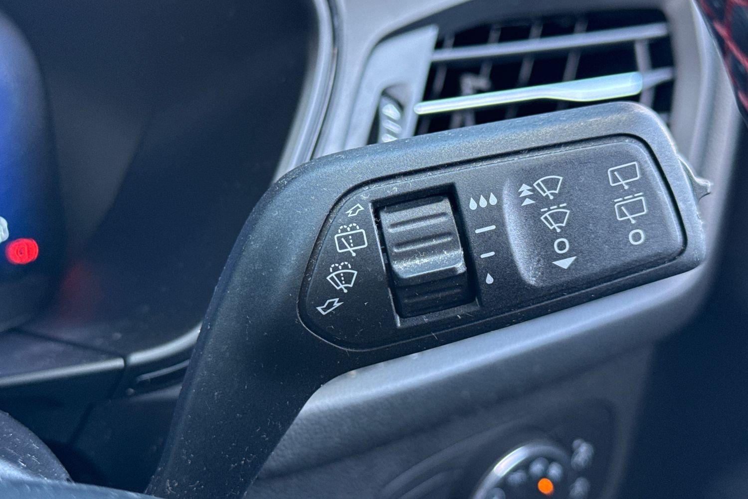 Ford Focus Photo 14