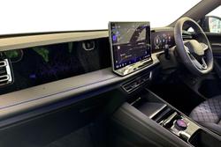 VOLKSWAGEN Tiguan Photo 2