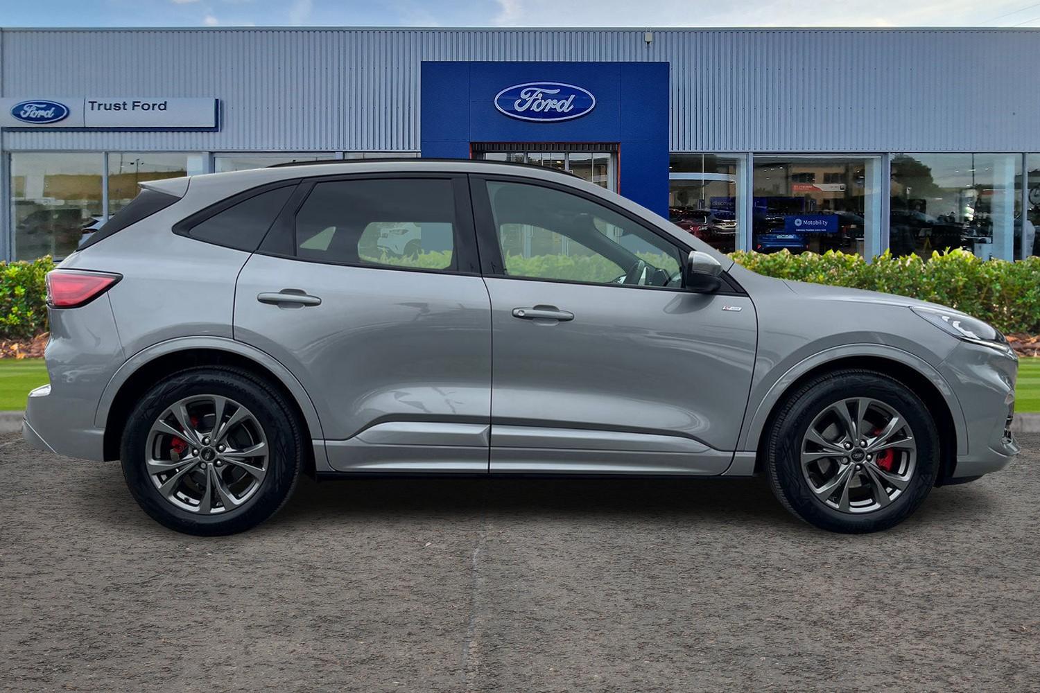 Ford Kuga Photo 2