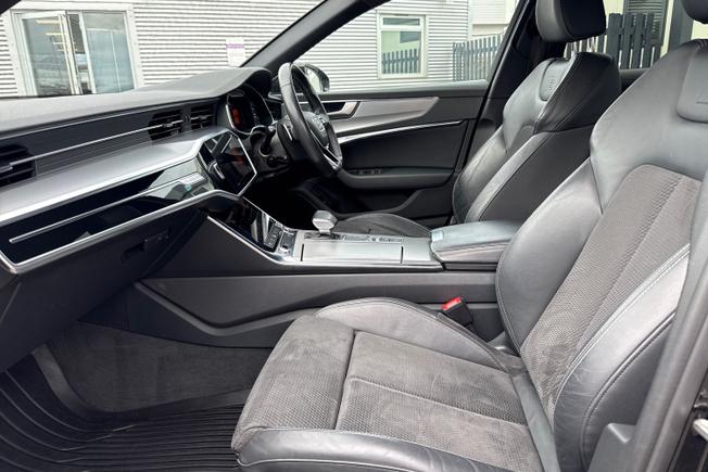 AUDI A6 Saloon Photo 44