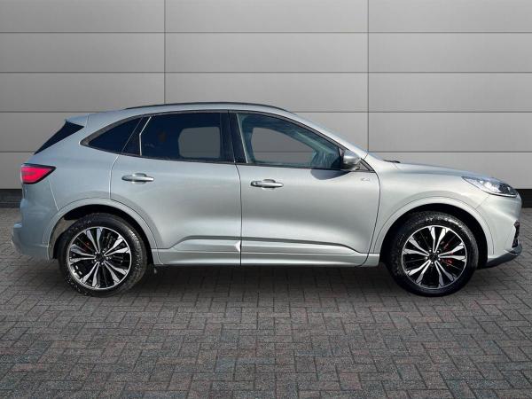 Ford Kuga Photo autoimg-7dd17684d1952a5e16a7e5b503d0fe4ccf119144.jpg