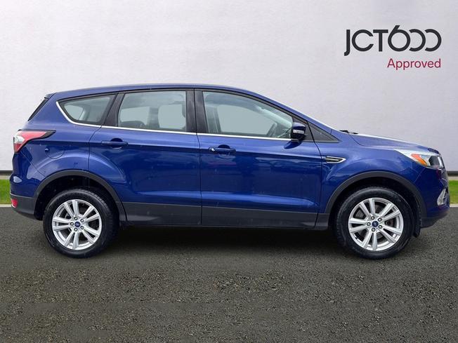 FORD Kuga Photo 4